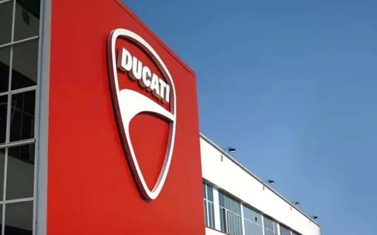 Ducati rompe il silenzio sulla cessione: "Nessuna decisione sulla vendita"