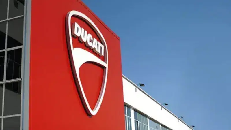 Ducati rompe il silenzio sulla cessione: "Nessuna decisione sulla vendita"
