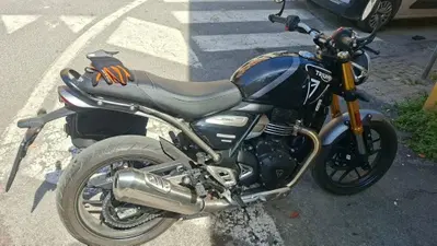 Triumph Speed 400 (2024 - 26) usata