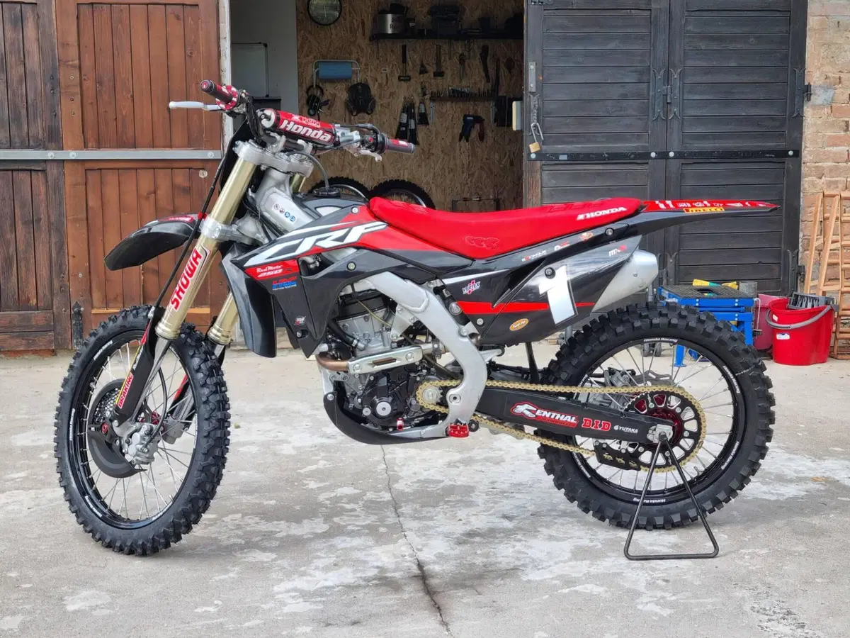 Honda CRF 250R (2020) (6)