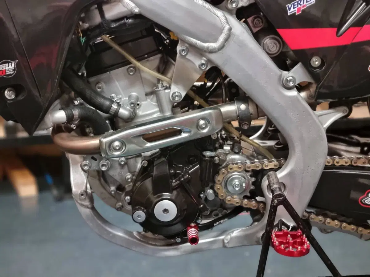 Honda CRF 250R (2020) (11)