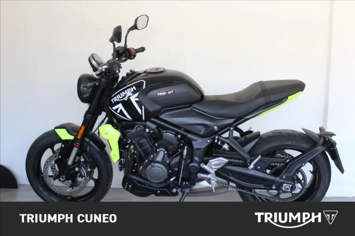 Triumph Trident 660 (2025) (4)