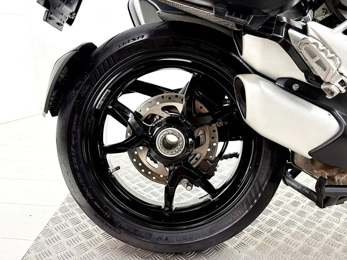 Ducati Multistrada 1200 S Touring (2013 - 14) (6)
