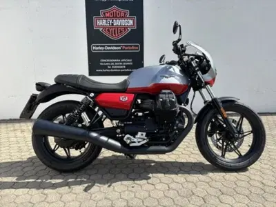 Moto Guzzi V7 Stone Corsa (2023 - 25) usata
