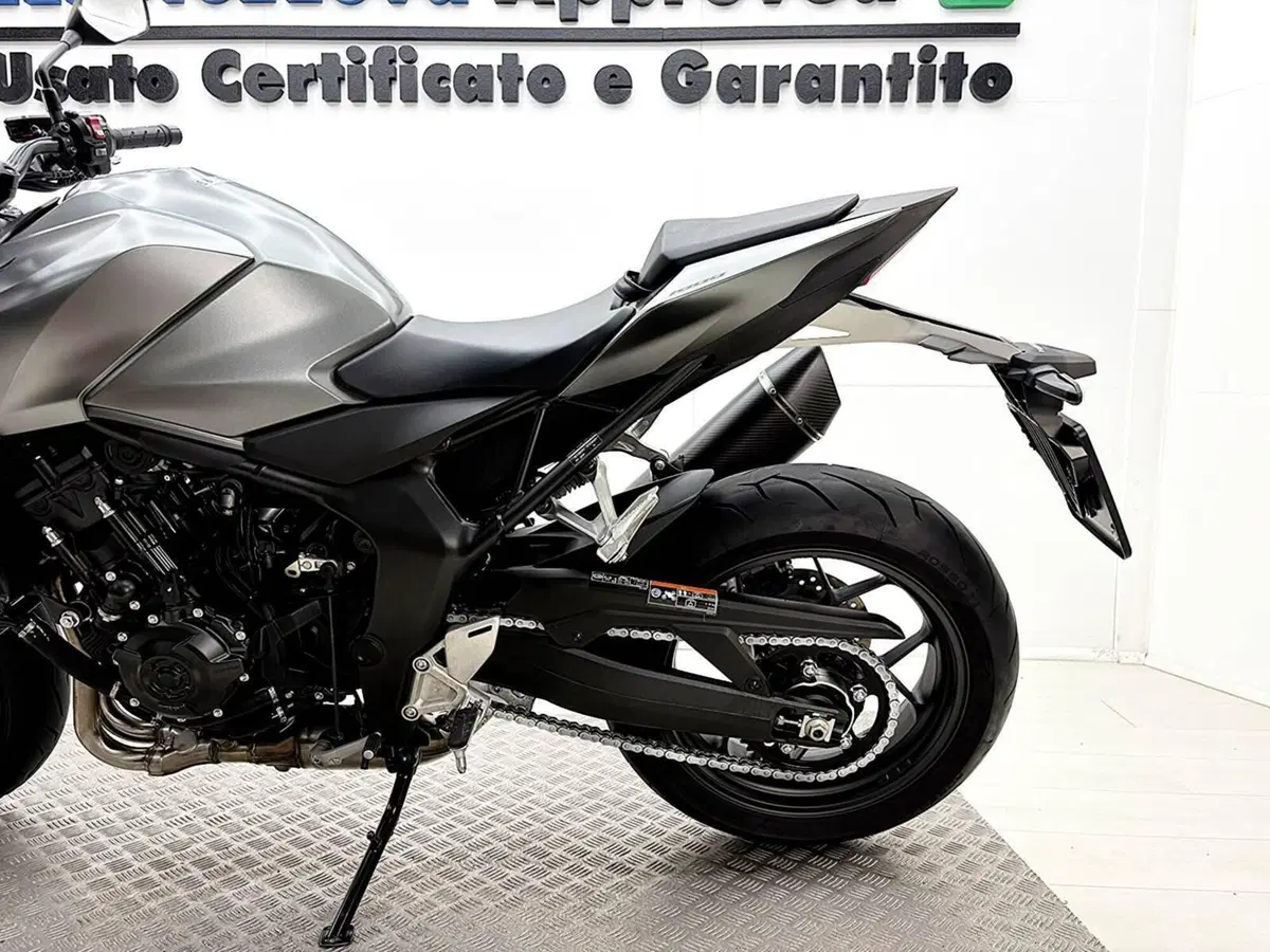 Honda CB 1000 Hornet (2025 - 26) (17)