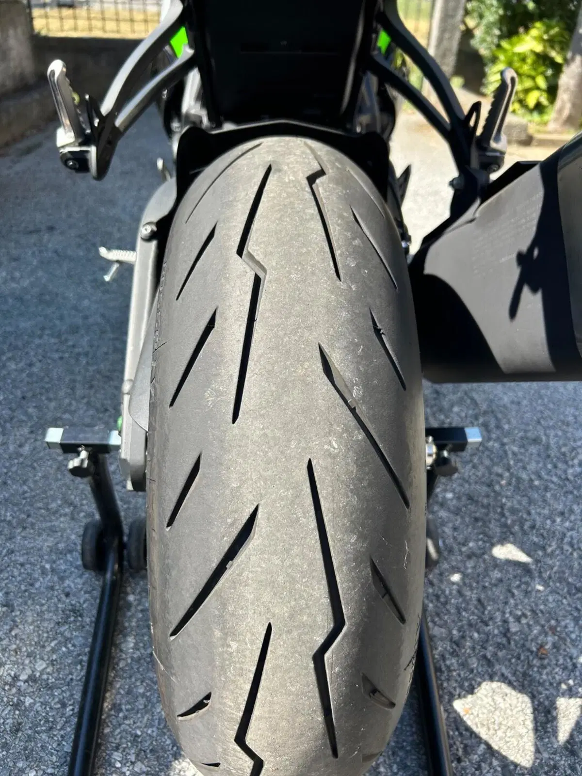 Kawasaki Ninja 636 ZX-6R (2024 - 26) (5)