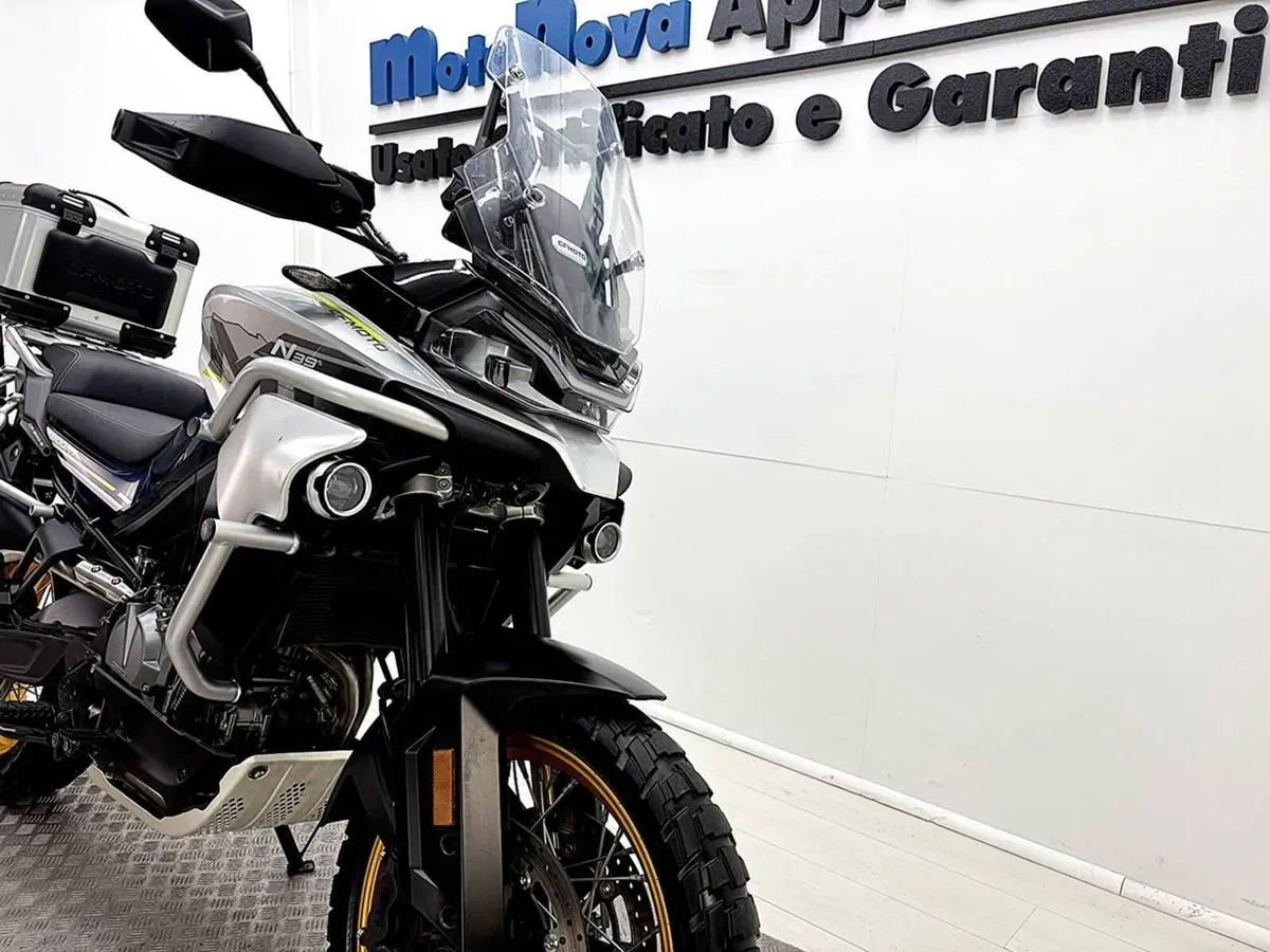 CFMOTO 800MT Touring (2022 - 26) (10)
