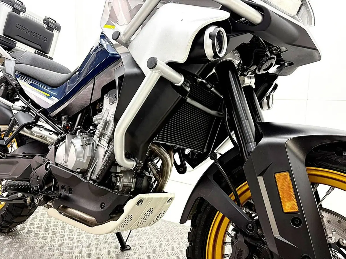 CFMOTO 800MT Touring (2022 - 26) (11)
