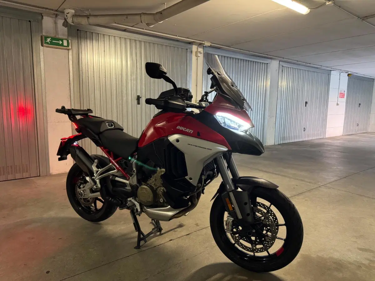 Ducati Multistrada V4 S (2021 - 24) (4)