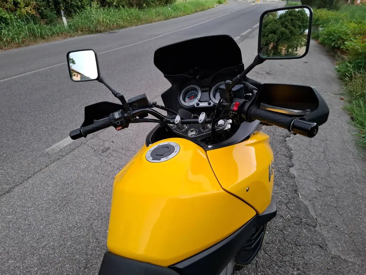 Suzuki V-Strom 1000 (2002 - 06) (7)