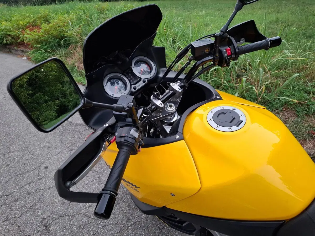 Suzuki V-Strom 1000 (2002 - 06) (8)