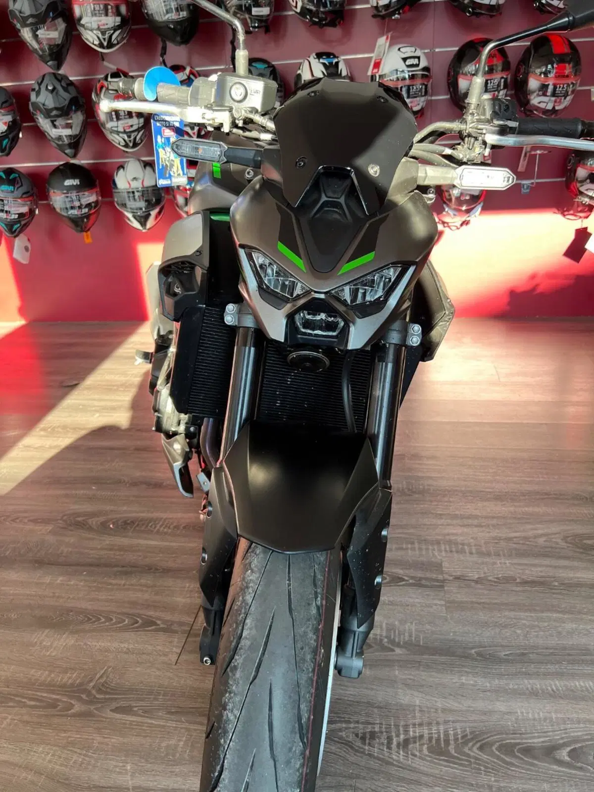 Kawasaki Z 900 A2 (2025 - 26) (3)