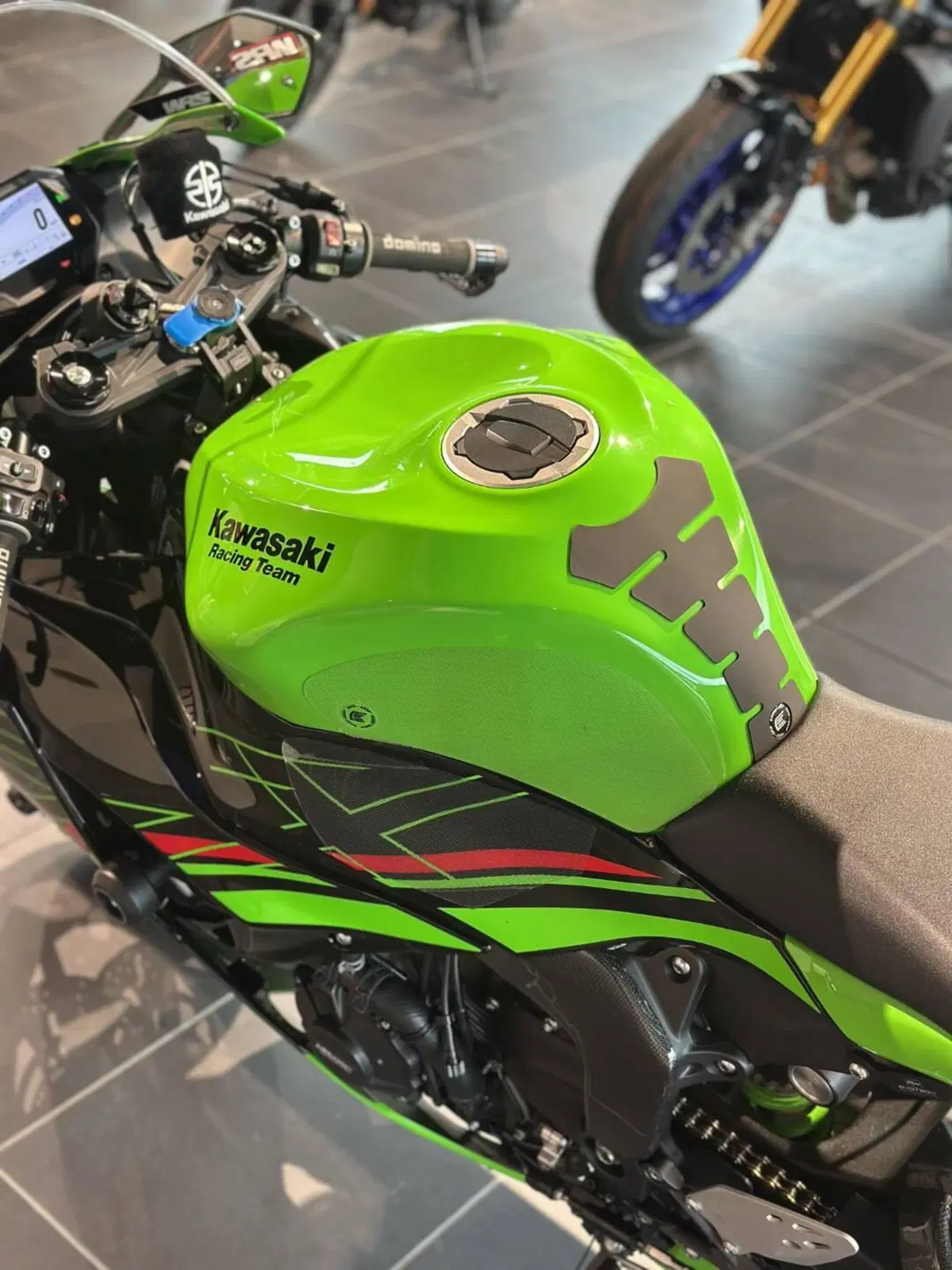 Kawasaki Ninja 636 ZX-6R (2024 - 26) (8)