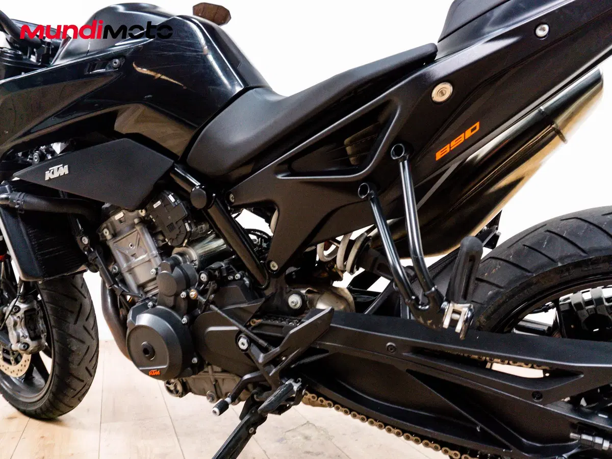 KTM 890 Duke (2021 - 23) (10)