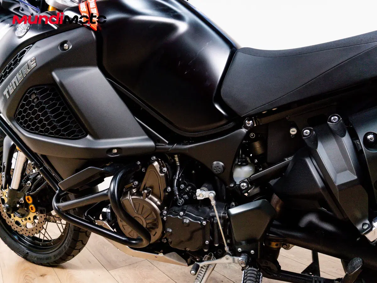 Yamaha XT1200Z Super Ténéré First Edition (2010 - 11) (10)
