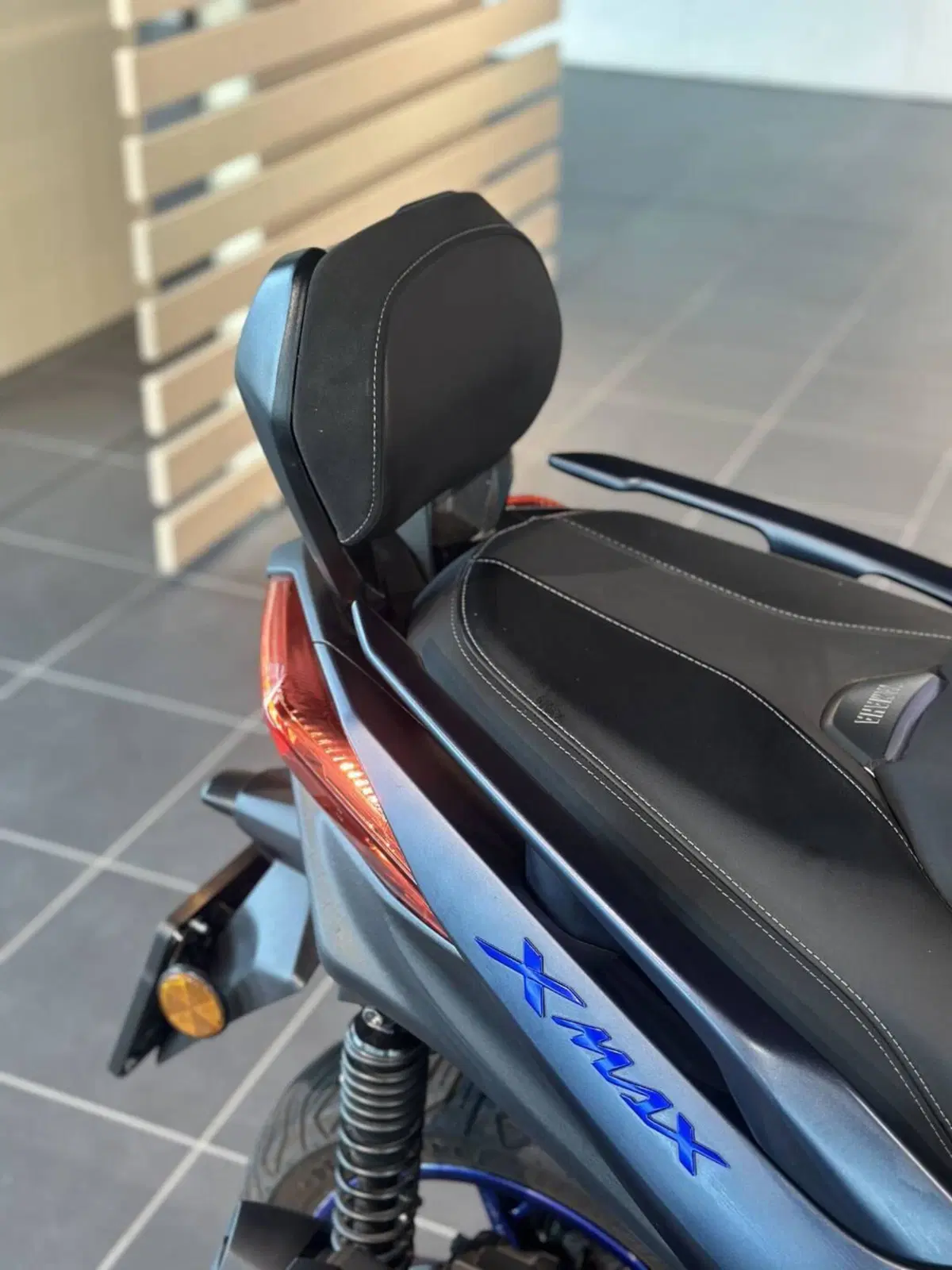 Yamaha X-Max 300 (2021 - 24) (5)