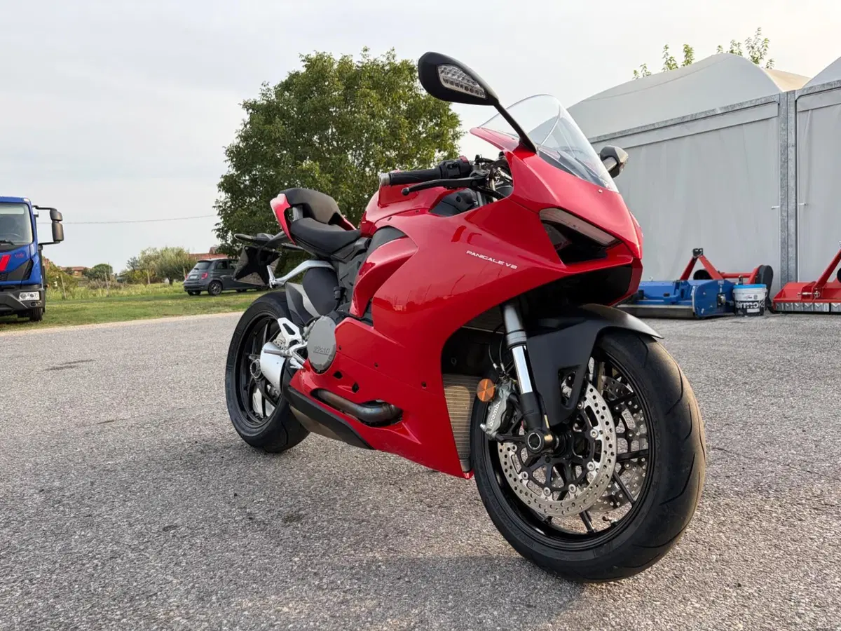 Ducati Panigale V2 (2021 - 24) (2)
