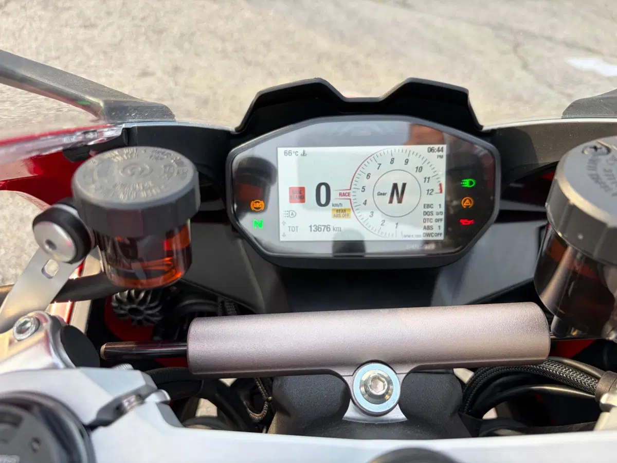 Ducati Panigale V2 (2021 - 24) (6)