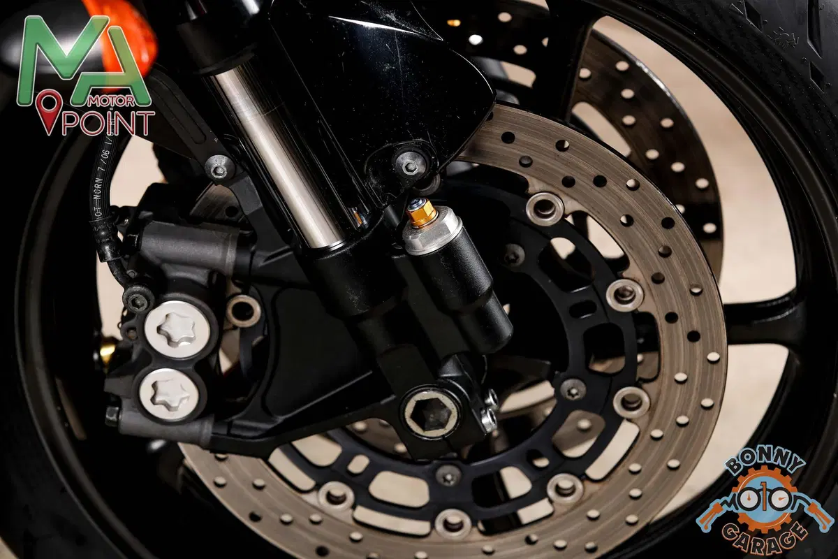 Yamaha YZF R6 (2008 - 09) (3)
