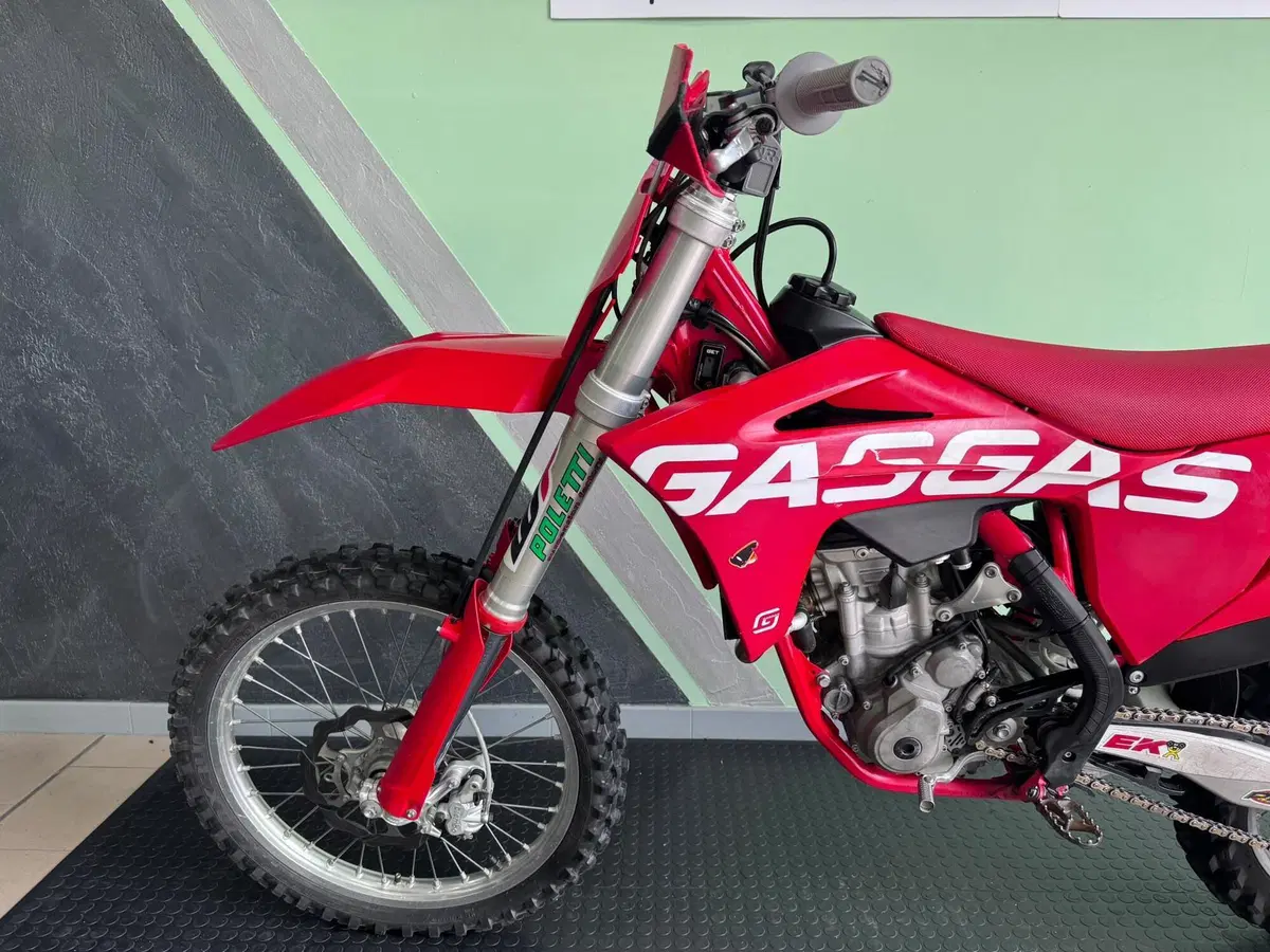 GASGAS MC 250 F (2022) (4)