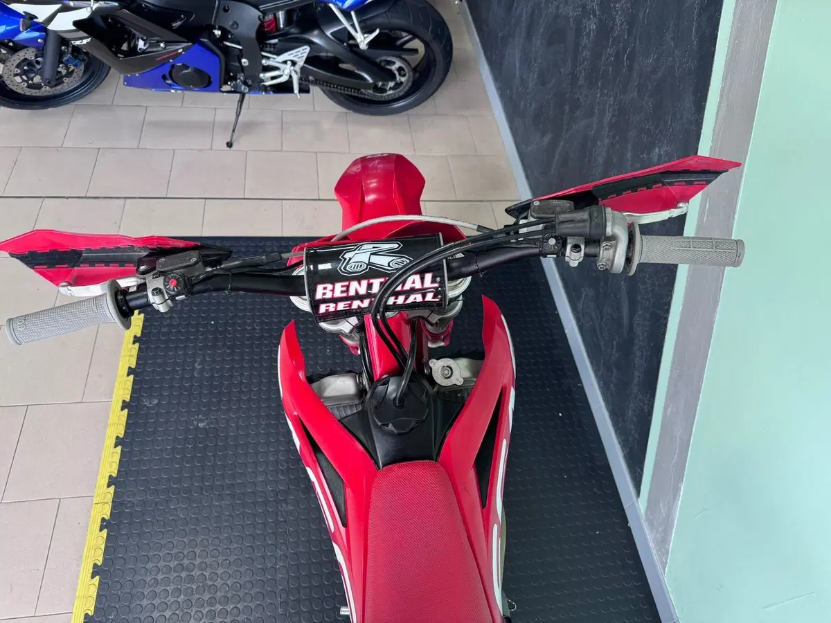 GASGAS MC 250 F (2022) (10)