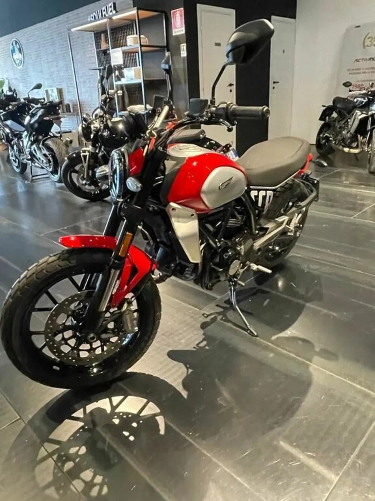 Ducati Scrambler 800 Icon (2023 - 24) (5)