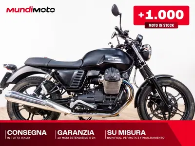 Moto Guzzi V7 II Stone (2015 - 17) usata