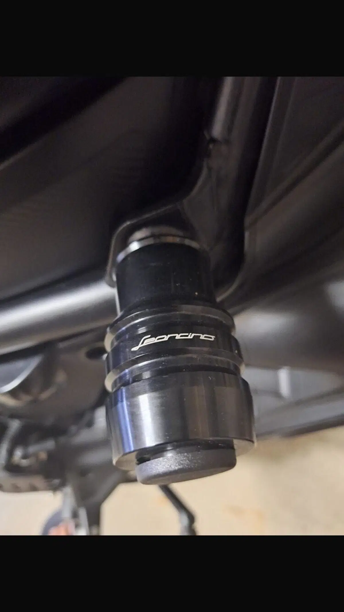Benelli 502 C (2021 - 25) (12)