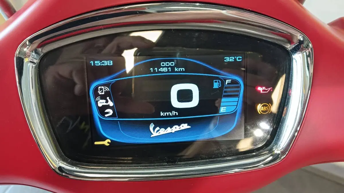 Vespa Primavera 125 3V ie ABS (2018 - 19) (6)