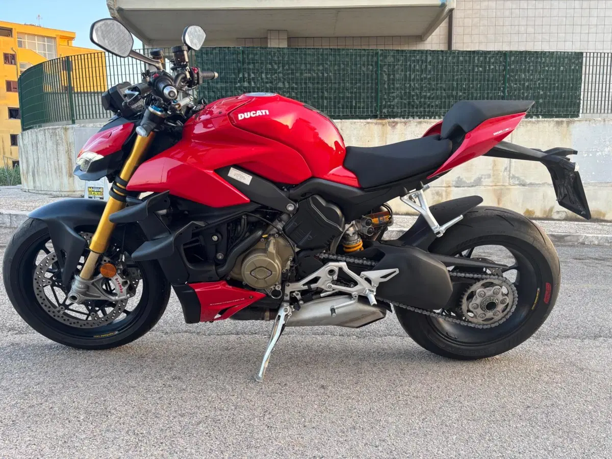Ducati Streetfighter V4 1100 S (2021 - 22) (13)