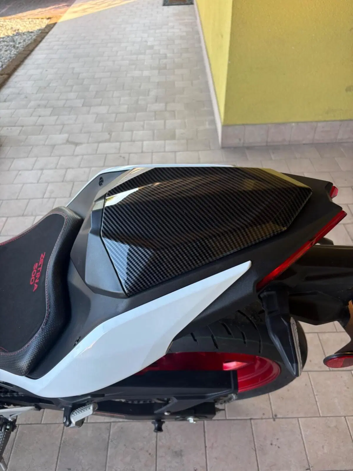 Kawasaki Z 500 SE Sport (2025 - 26) (3)