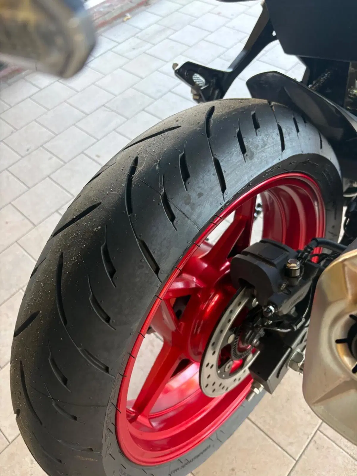 Kawasaki Z 500 SE Sport (2025 - 26) (8)