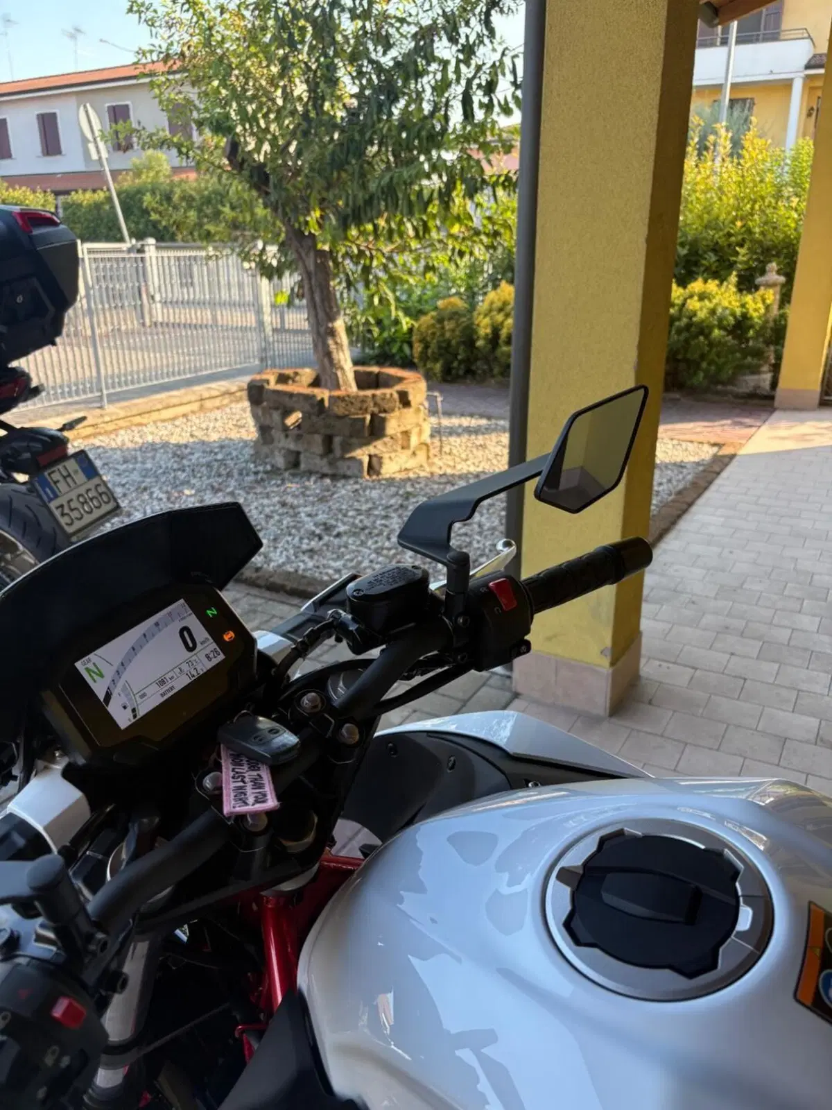 Kawasaki Z 500 SE Sport (2025 - 26) (10)