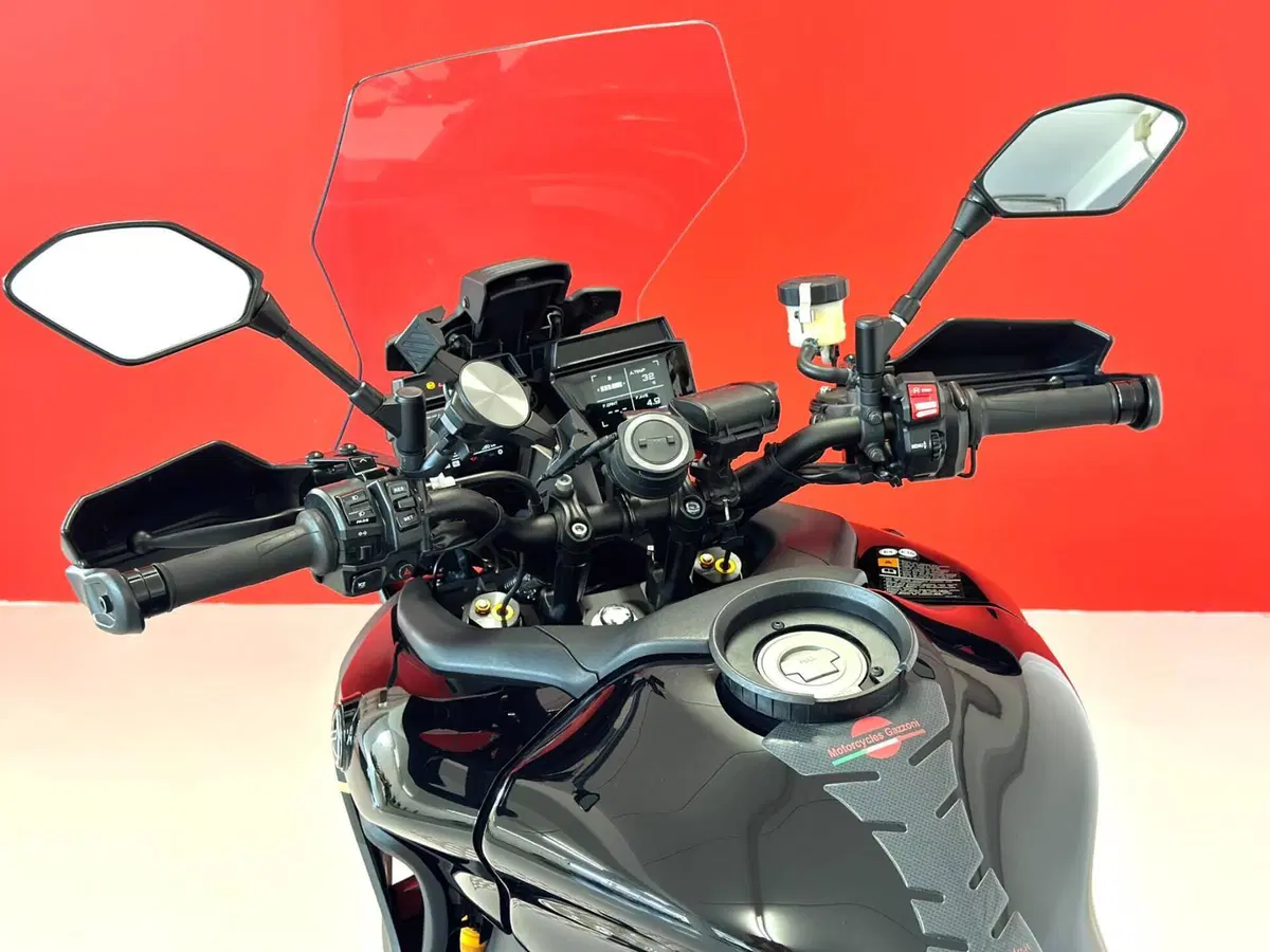 Yamaha Tracer 9 GT (2021 - 24) (17)
