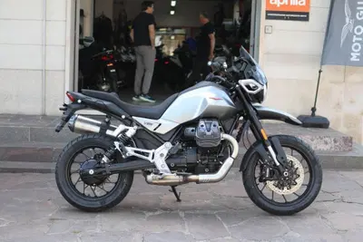Moto Guzzi V85 Strada (2024 - 26) usata
