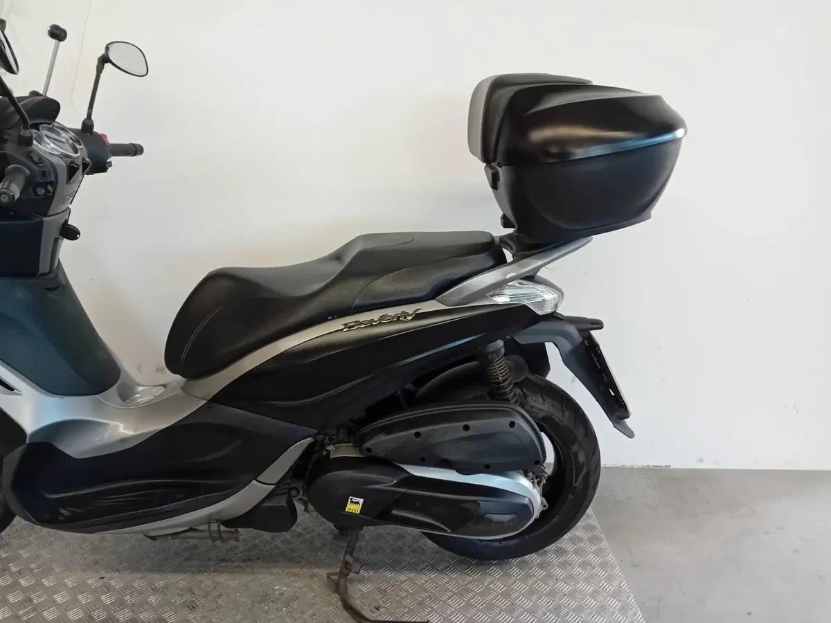 Piaggio Beverly 300 S i.e. (2015 - 16) (5)