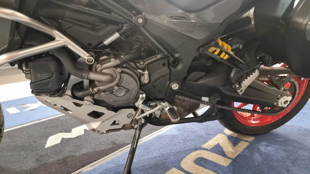Ducati Multistrada V2 S (2022 - 24) (10)
