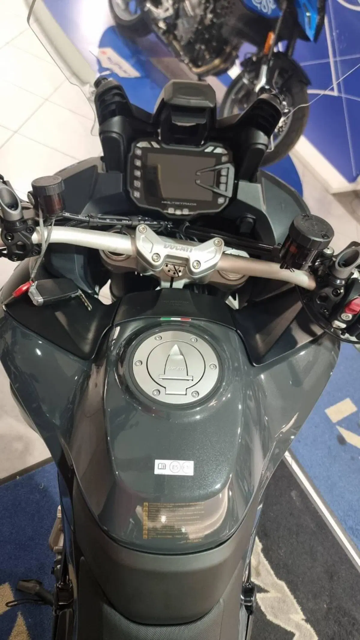 Ducati Multistrada V2 S (2022 - 24) (17)