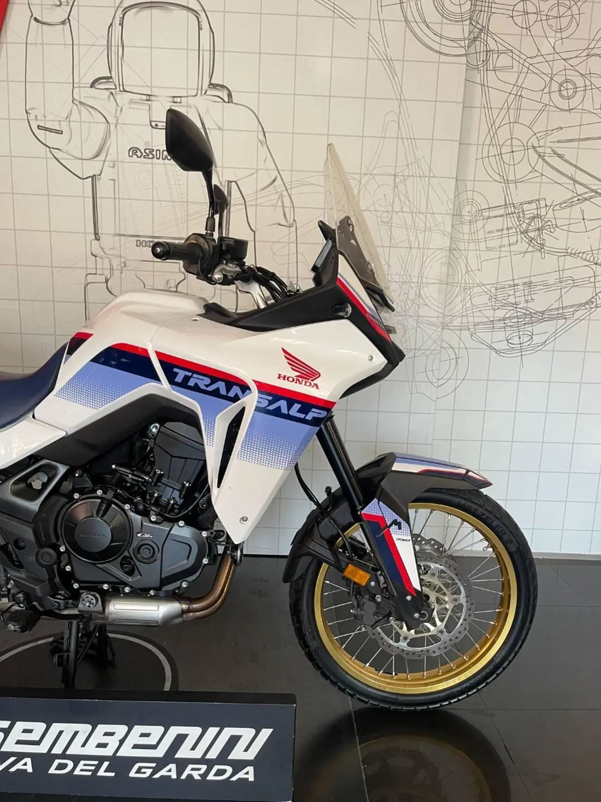 Honda Transalp XL750 (2023 - 24) (2)