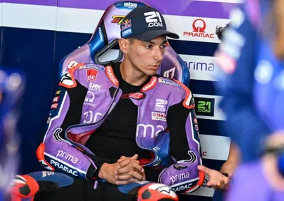 MotoGP 2026. GP del Regno Unito a Silverstone. Toprak Razgatlioglu, continuano le difficoltà: Sto guidando ancora con uno stile da Superbike