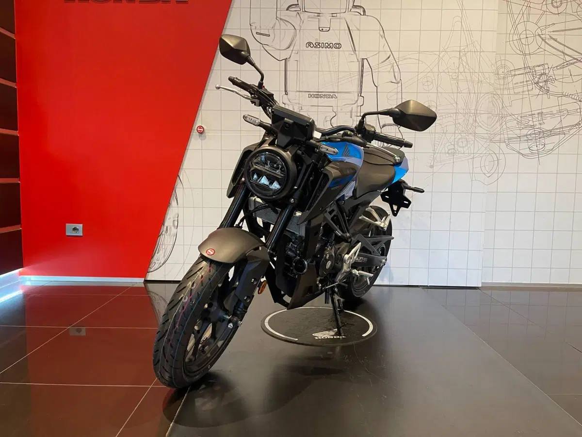 Honda CB 125 R (2024 - 26) (5)