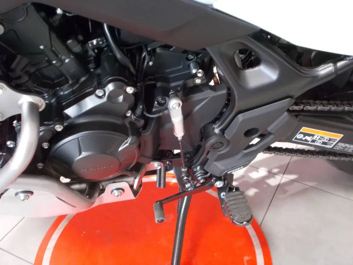 Honda Transalp XL750 (2025) (6)
