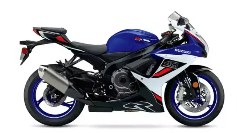La GSX-R1000 &egrave; tornata, ora sogniamo la 750: Suzuki, riportaci il Gixxer perfetto!