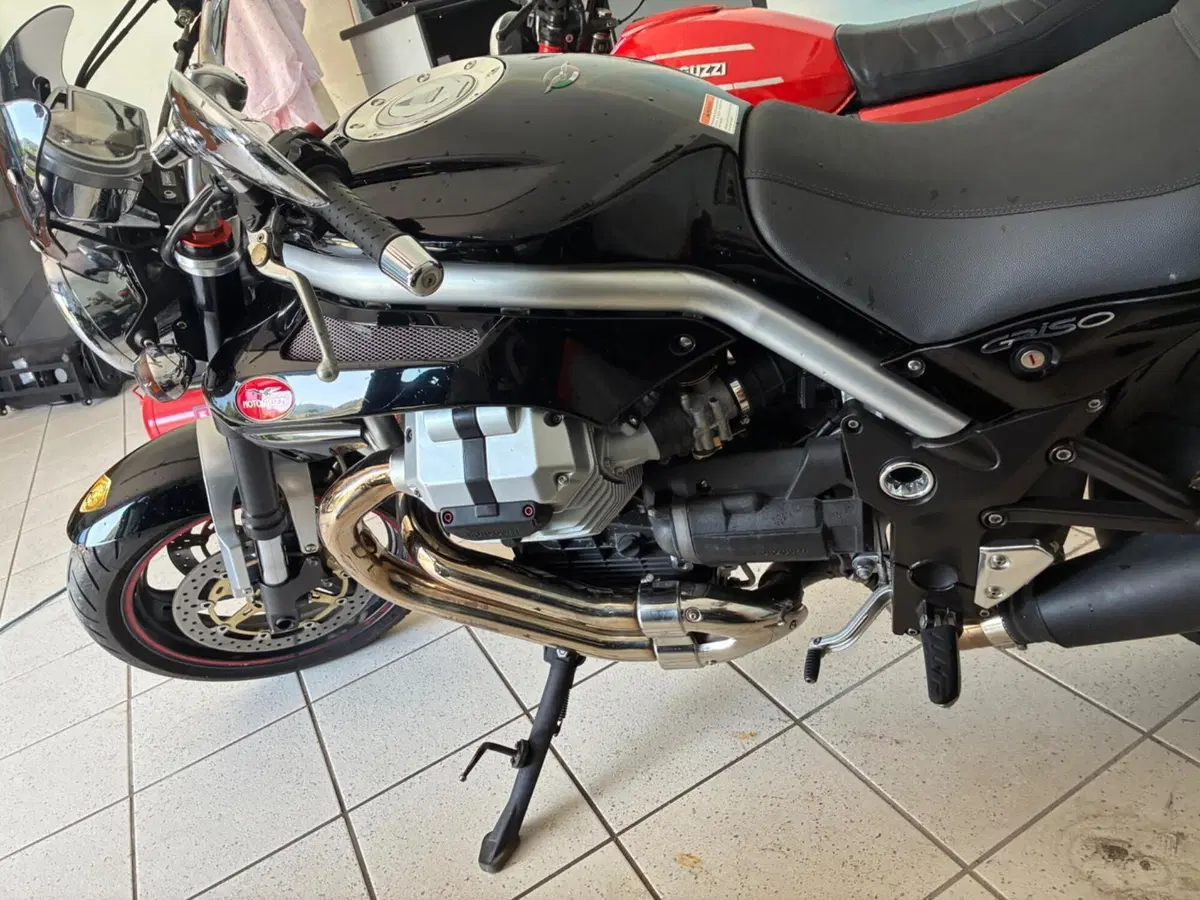 Moto Guzzi Griso 1100 (2005 - 11) (7)
