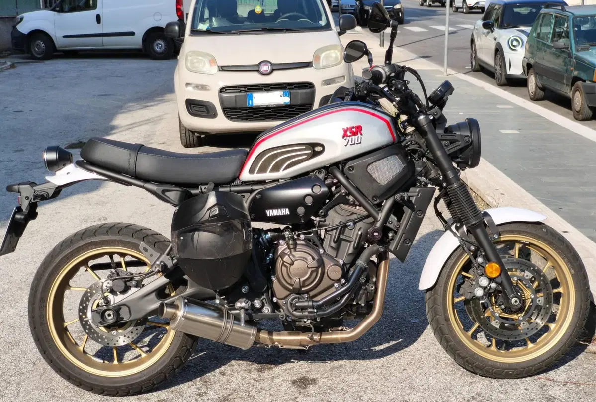 Yamaha XSR 700 XTribute (2022 - 24) (5)
