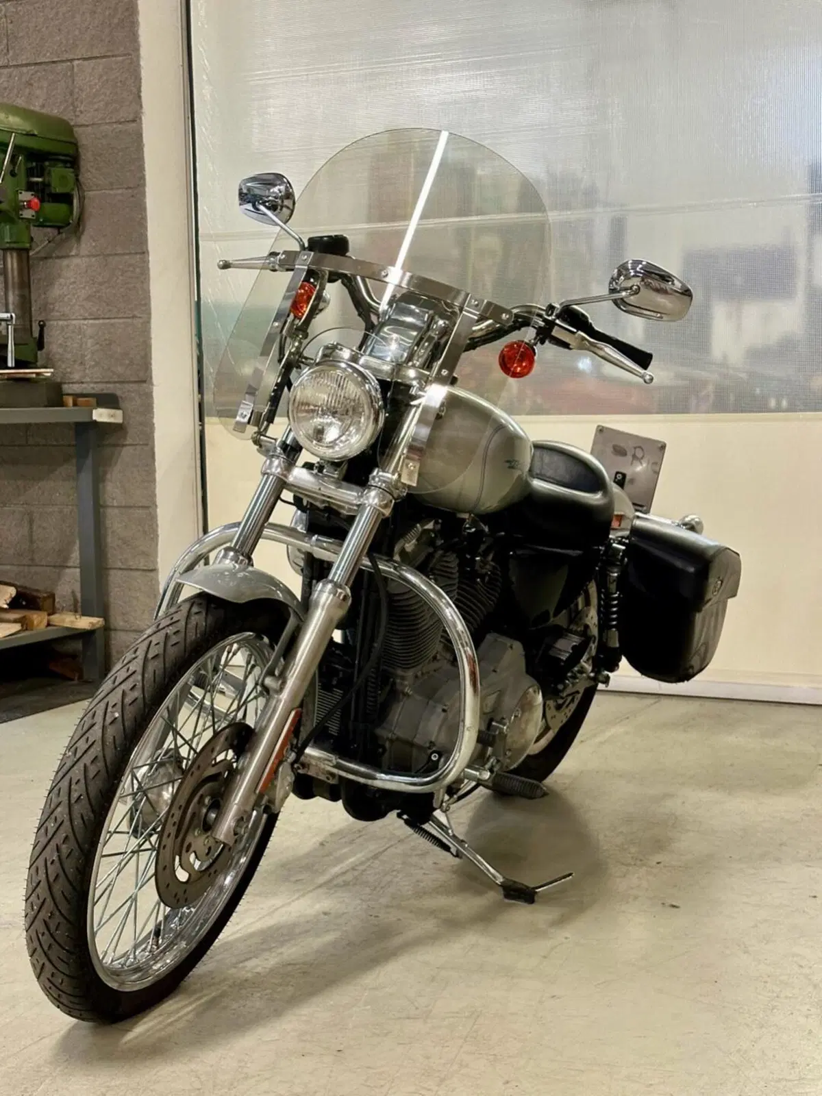 Harley-Davidson 883 Custom (2001 - 05) - XL 53C (3)