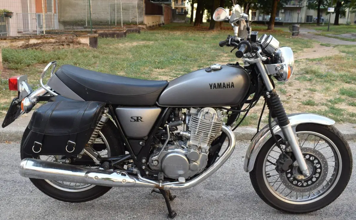 Yamaha SR 400 (2013 - 17) (2)