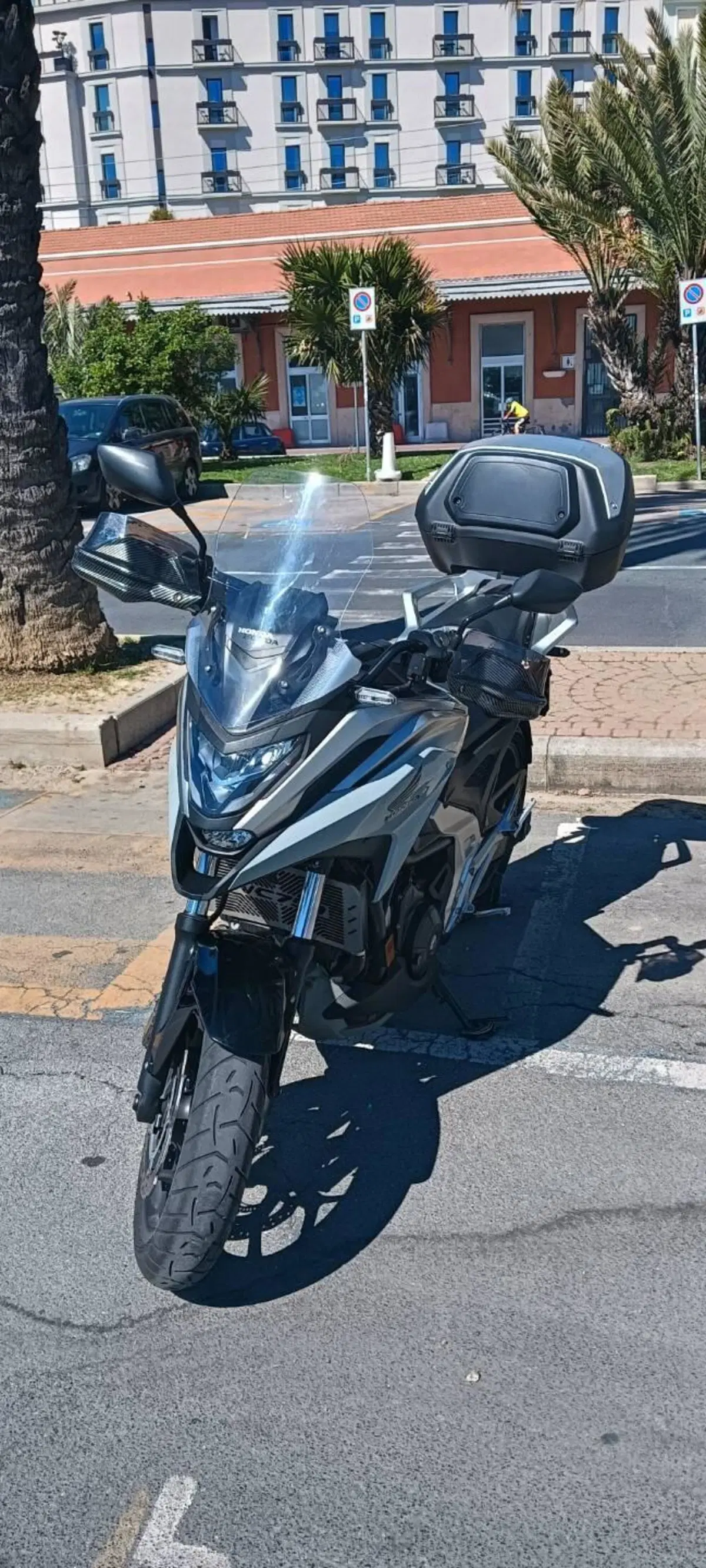 Honda NC 750 X DCT Urban (2021 - 24) (6)