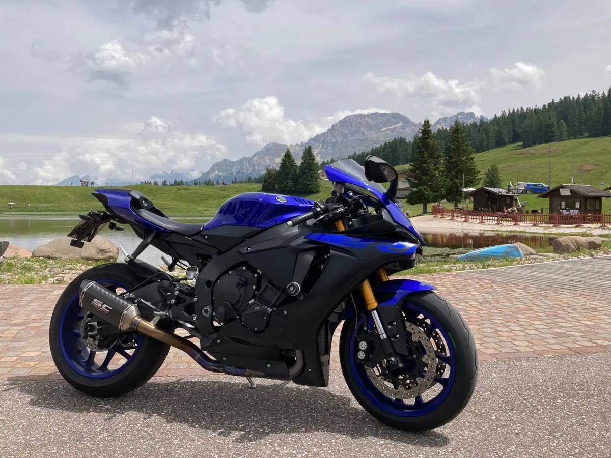 Yamaha YZF R1 (2017 - 19) (4)