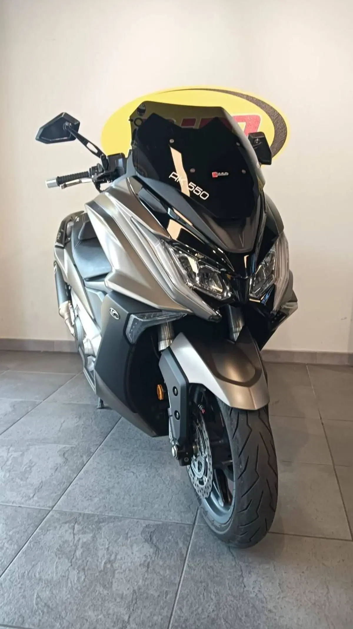 Kymco AK 550 ETS (2021 - 26) (3)